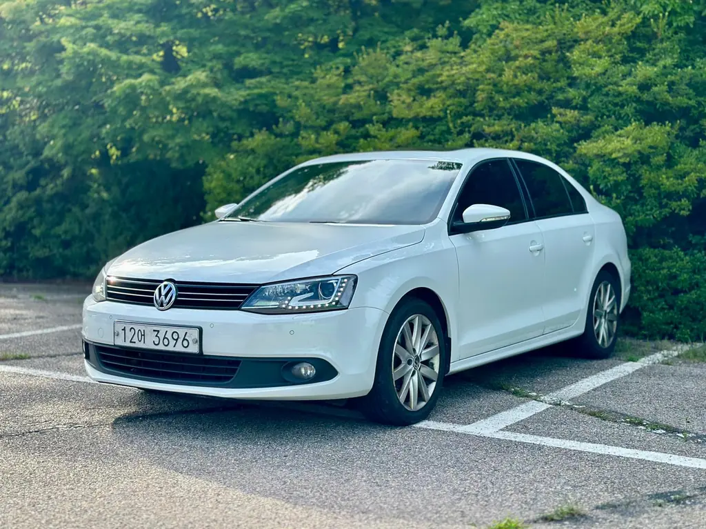 Volkswagen Jetta 2.0 TDI - foto 1