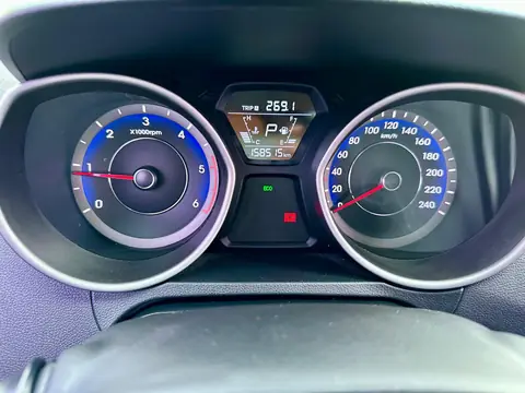 Foto 13 e Hyundai Avante 1.6d