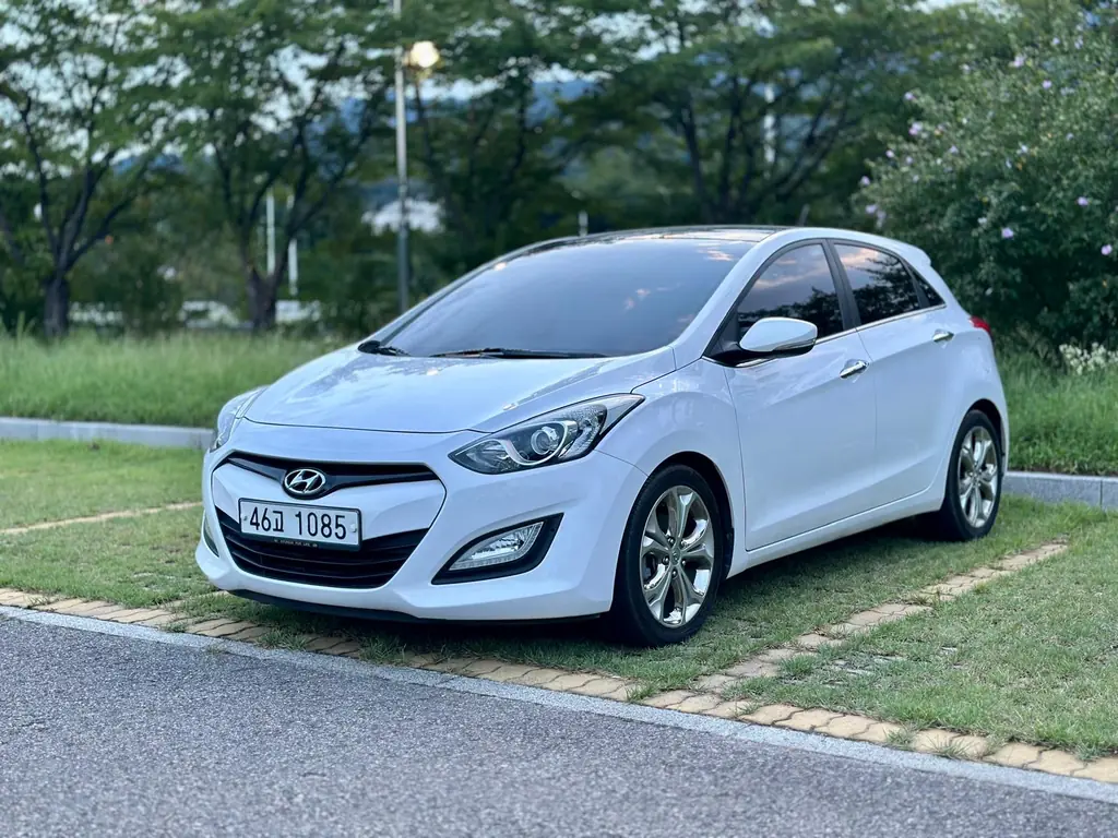 Hyundai I30 1.6d - foto 1