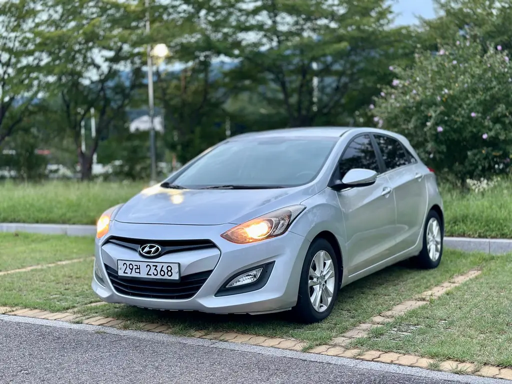 Hyundai I30 1.6d - foto 1