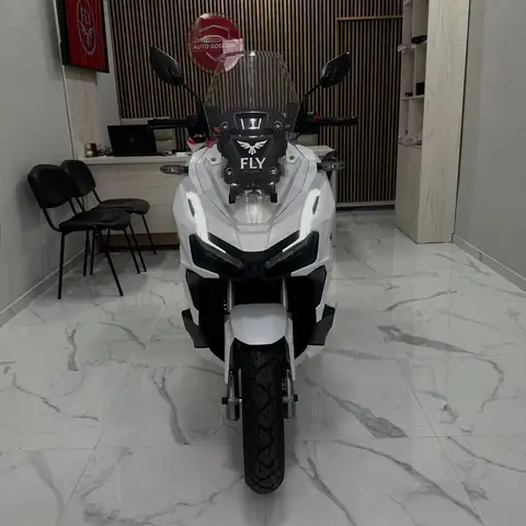 Foto 3 e FLY ADV