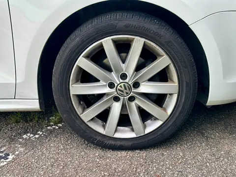 Foto 20 e Volkswagen Jetta 2.0 TDI