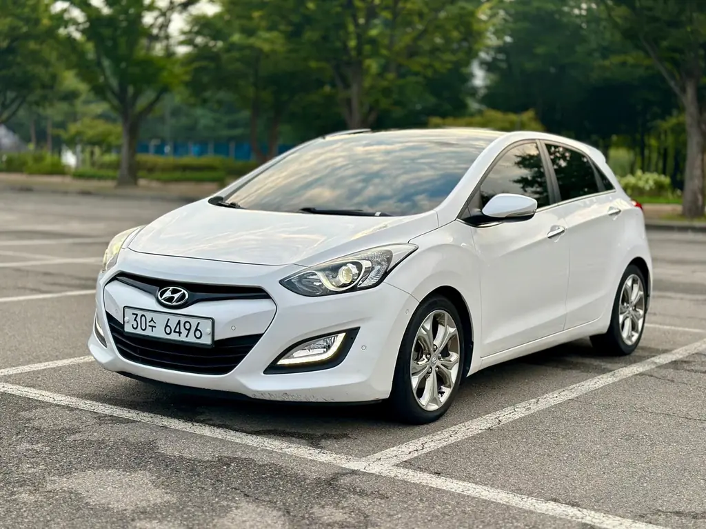 Hyundai I30 1.6d - foto 1