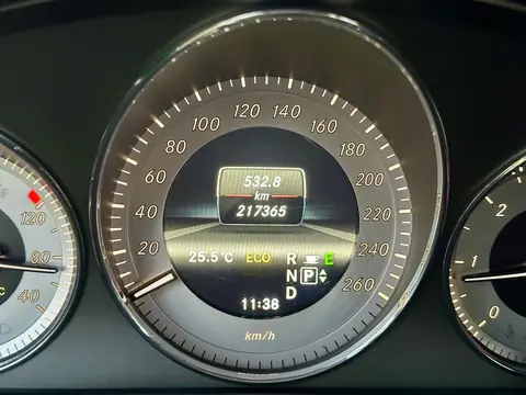 Foto 13 e Mercedes-Benz GLK220 CDI 4Matic
