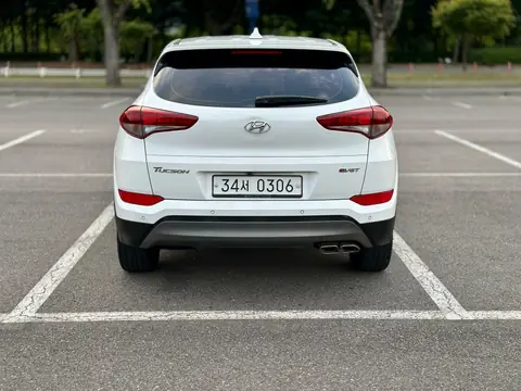 Foto 5 e Hyundai Tucson 2.0 d