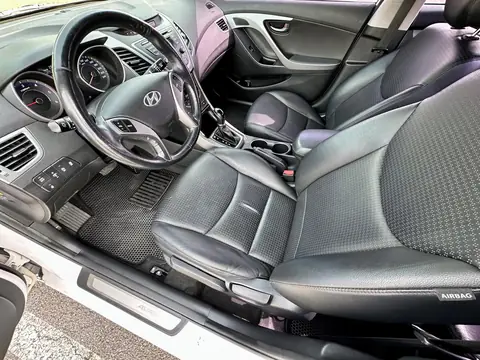 Foto 8 e Hyundai Avante 1.6d