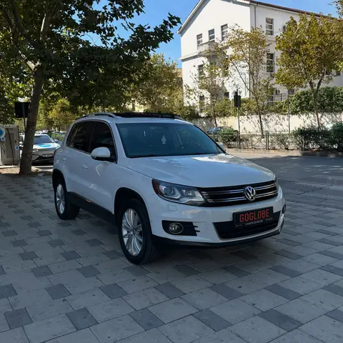 Foto 2 e Volkswagen Tiguan 2.0 TDI Blue Motion