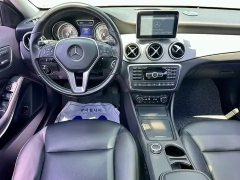 Foto 9 e Mercedes-Benz GLA200 CDI 4Matic