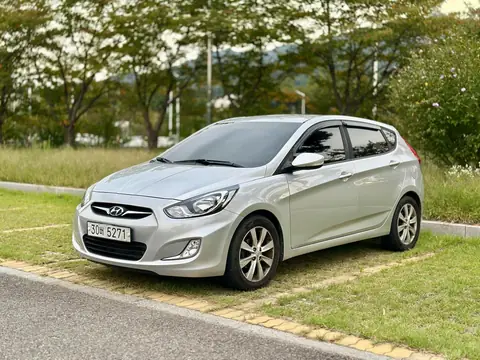 Foto 1 e Hyundai Accent 1.6d