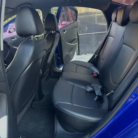 Foto 9 e Hyundai Accent 1.6 d