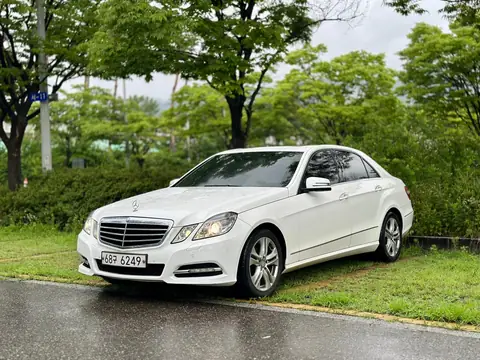 Foto 1 e Mercedes-Benz E220 CDI