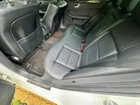 Foto 16 e Mercedes-Benz E220 CDI