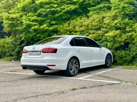 Foto 4 e Volkswagen Jetta 2.0 TDI