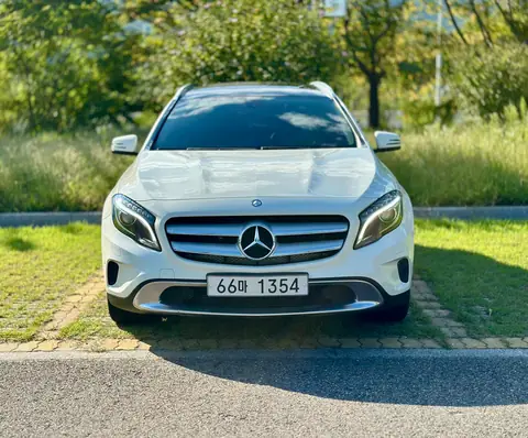 Foto 2 e Mercedes-Benz GLA 200 CDI