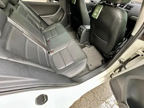 Foto 15 e Volkswagen Jetta 2.0 TDI