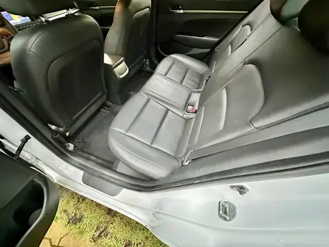 Foto 10 e Hyundai Avante 1.6 LPG